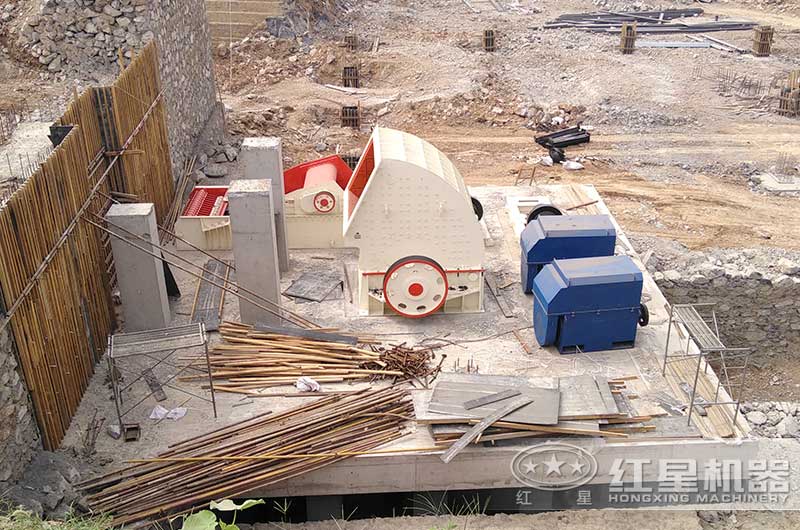 1615重錘破碎機參數(shù)_產(chǎn)量是多少？
