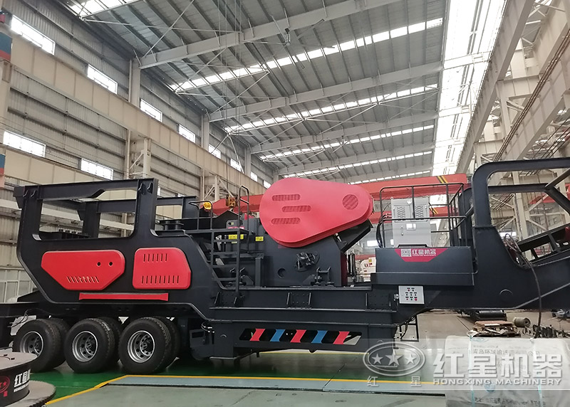 移動煤炭破碎機，適合多處復雜地形作業(yè)